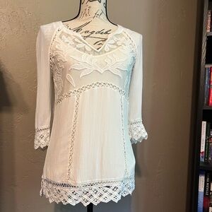 Women’s Lace Top